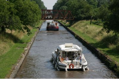 Promenade sur le canal - J-C-KANNY - CDT Moselle